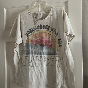 Magnolia Pearl T-SHIRT